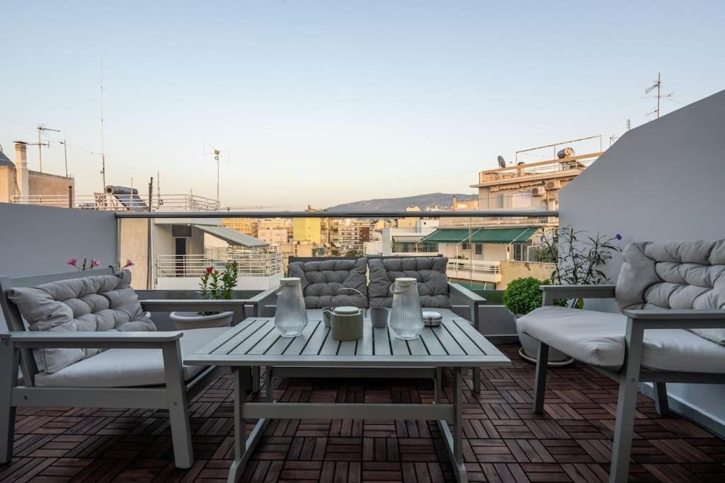 アテネDuplex Acropolis View 2 Balconiesアパートメント エクステリア 写真