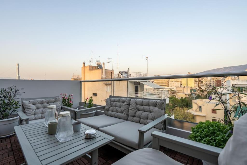 アテネDuplex Acropolis View 2 Balconiesアパートメント エクステリア 写真